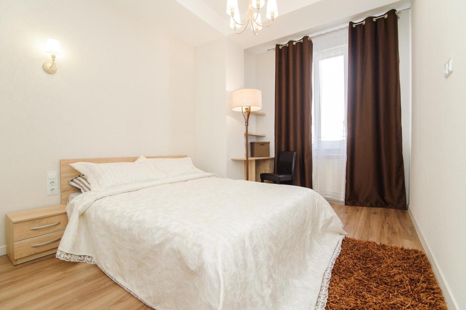 Extra Grand Lev Tolstoi Two Bedrooms คีชีเนา ภายนอก รูปภาพ