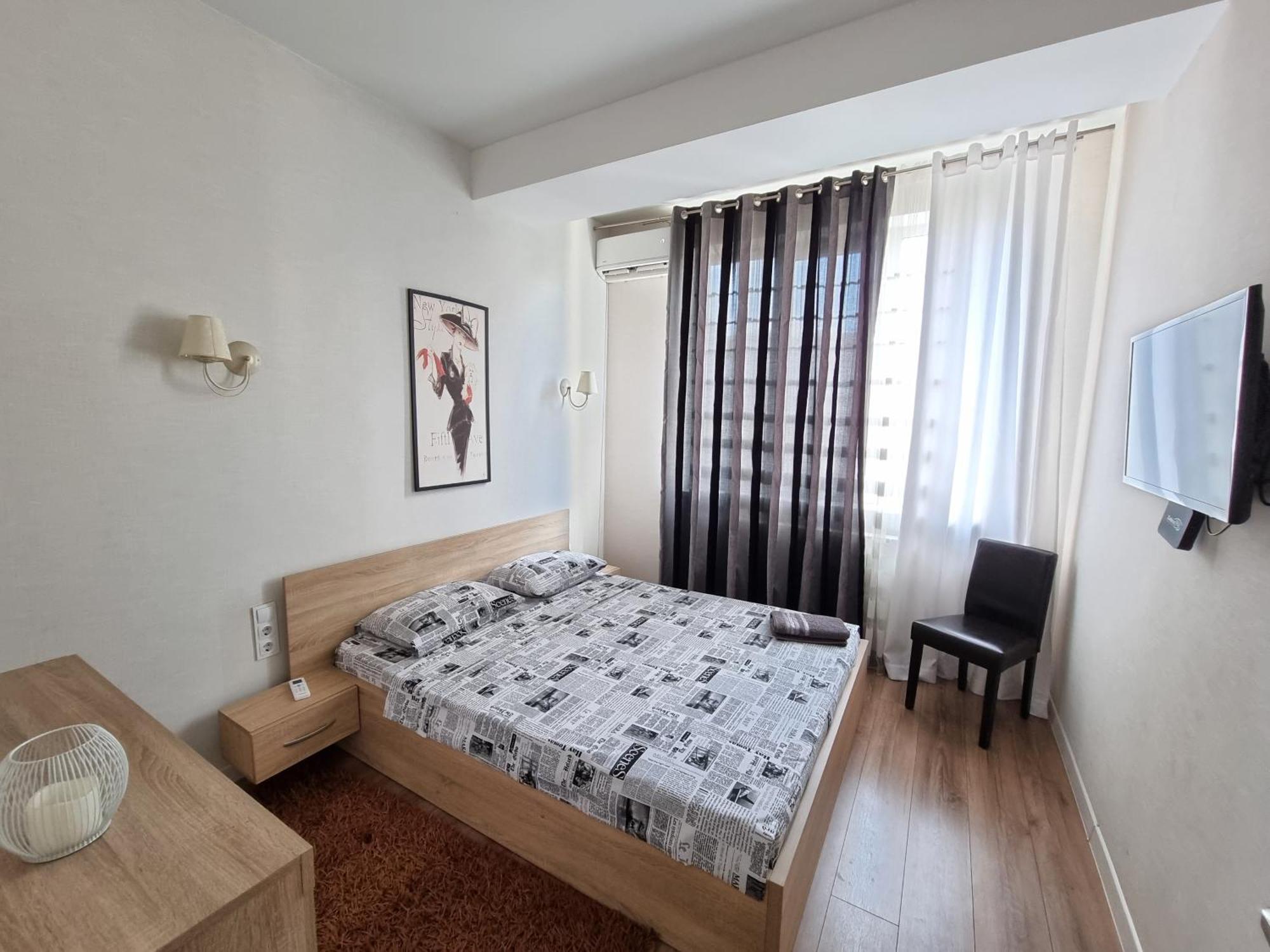 Extra Grand Lev Tolstoi Two Bedrooms คีชีเนา ภายนอก รูปภาพ